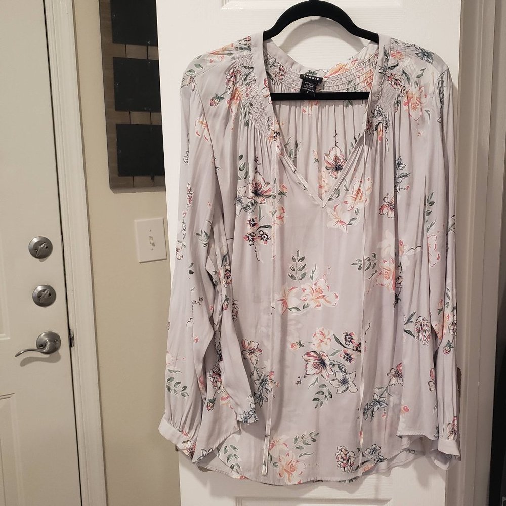 Torrid Lightweight Floral Bouse